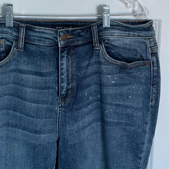 Judy Blue High Rise Bleach Splash Boyfriend Jeans/Blue - 29738 - Picture 5 of 16